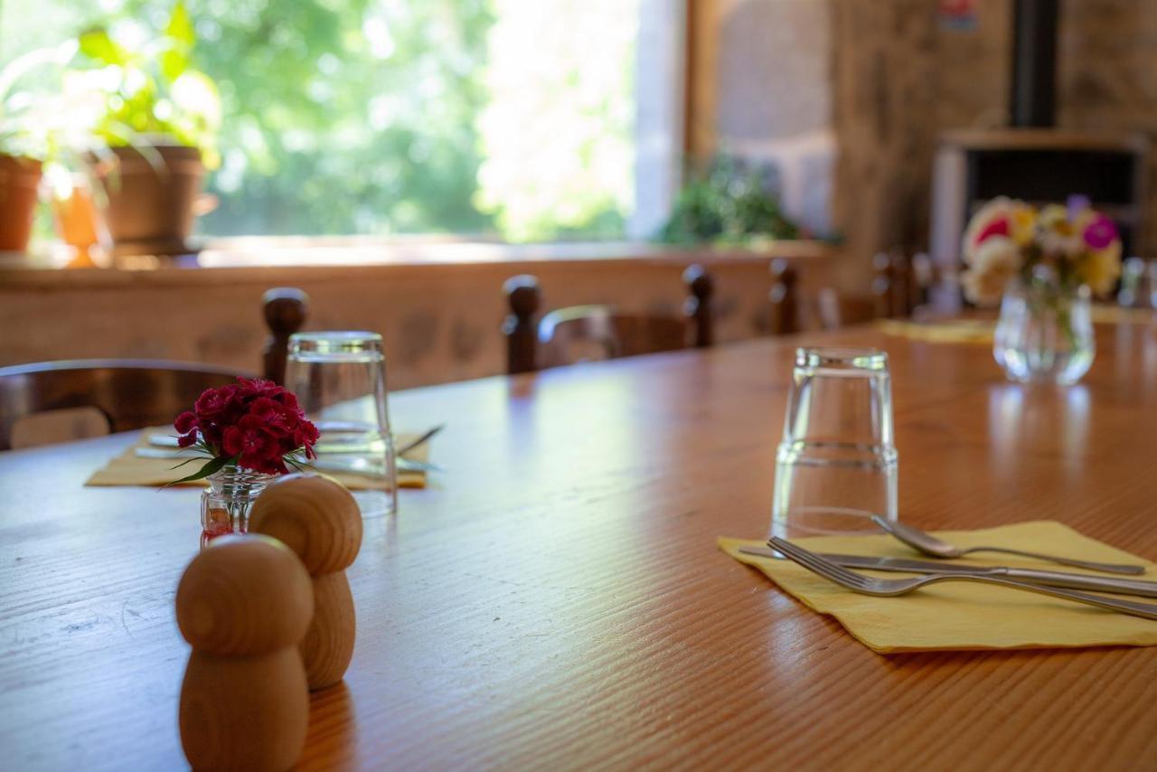 Les Soleils Bed & Breakfast Merinchal Bagian luar foto